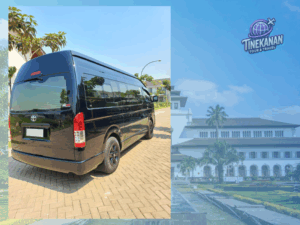 sewa hiace bandung tampilan belakang mobil hiace Tinekanan Tour and Travel 
